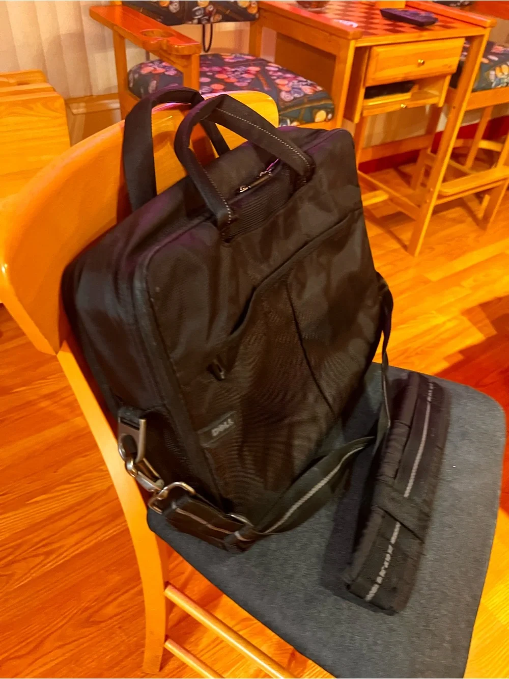 Dell Laptop Briefcase Bag 17